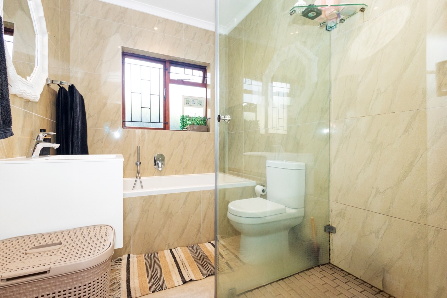 4 Bedroom Property for Sale in Stellenridge Western Cape
